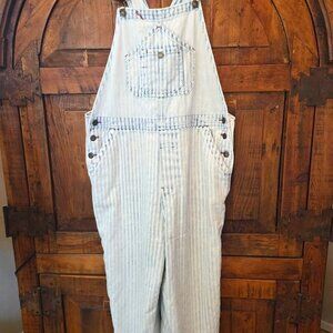 FAYERTY OVERALLS SIZE LARGE